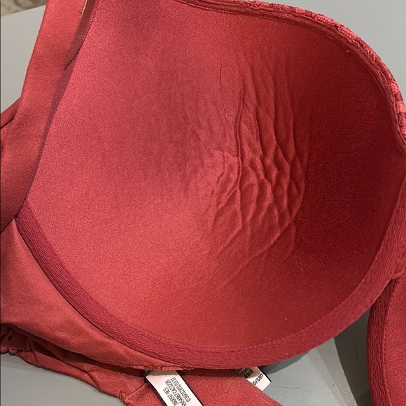 Victoria's Secret Red Underwire Lace Bra - Picture 7 of 7